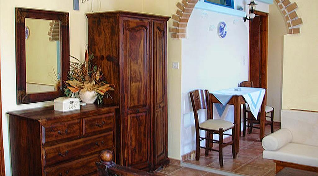 Akti Rooms Astypalaia Bilik gambar